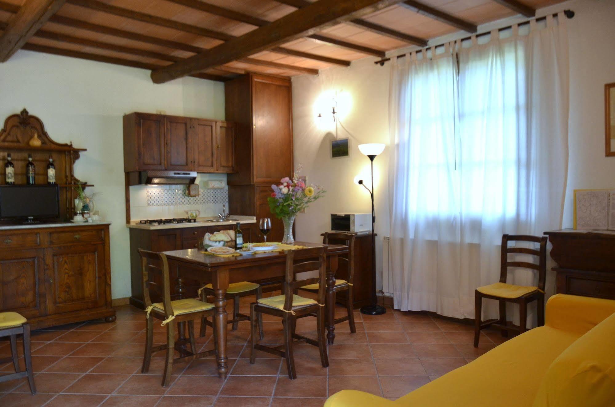 Agriturismo Il Casalone Montepulciano Stazione Exteriör bild