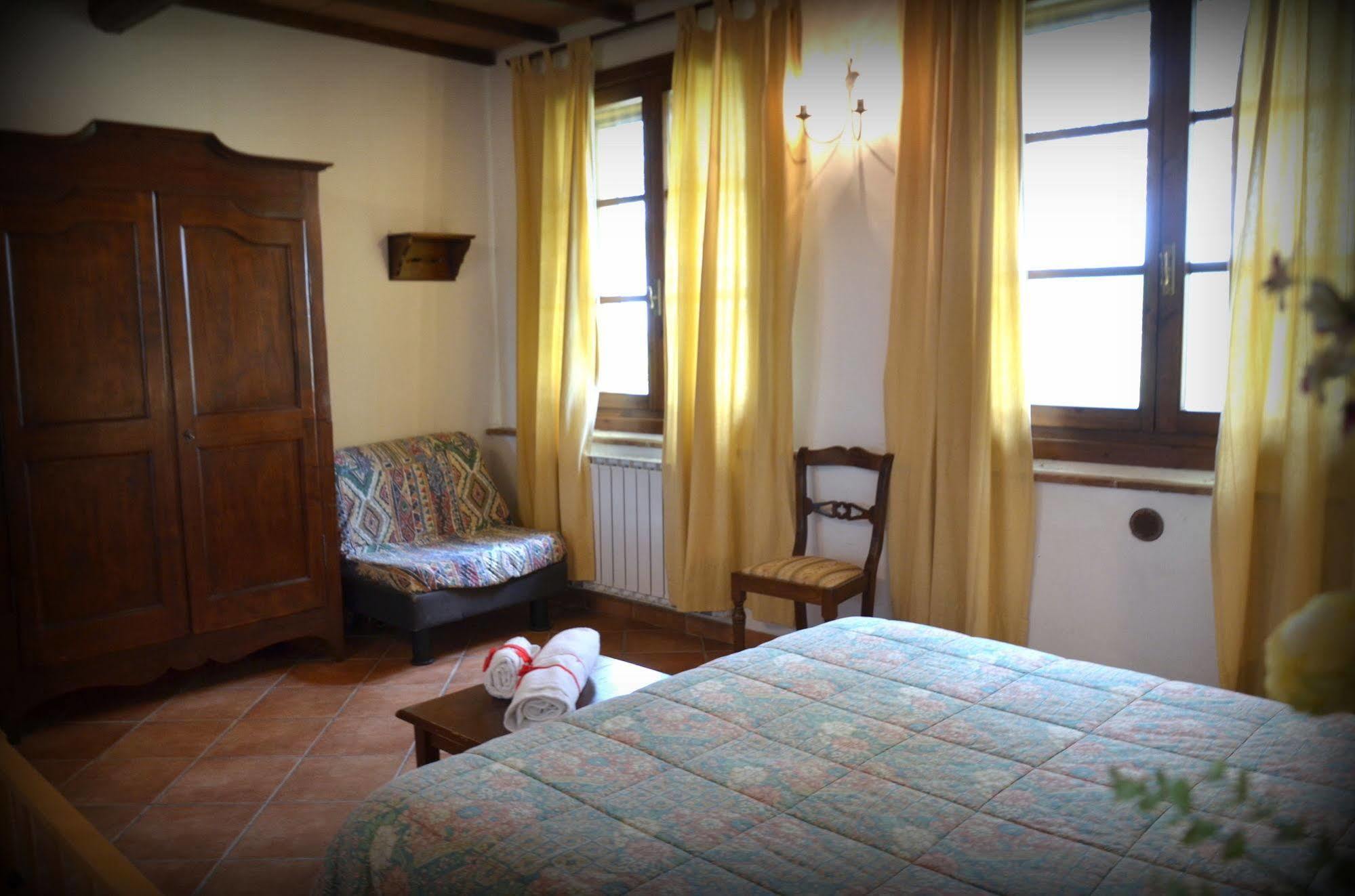 Agriturismo Il Casalone Montepulciano Stazione Exteriör bild